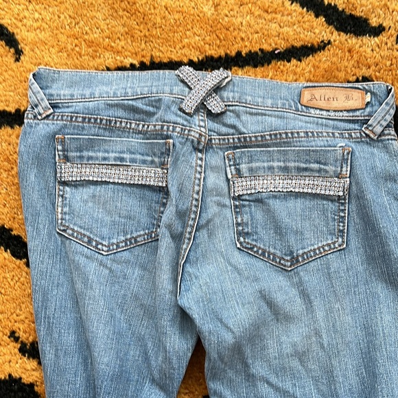 Allen B. Jeans - Picture 4 of 7